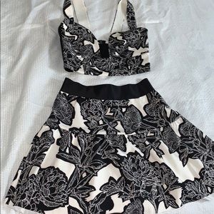 Express two piece set